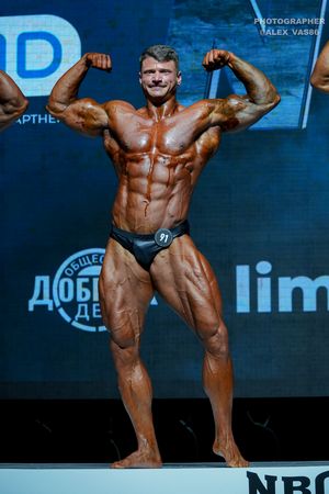 CLASSIC PHYSIQUE +178